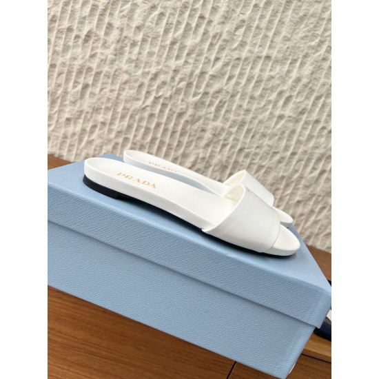 Prada Slippers and mules