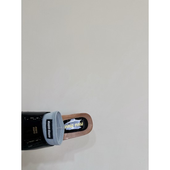 MiuMiu Slippers