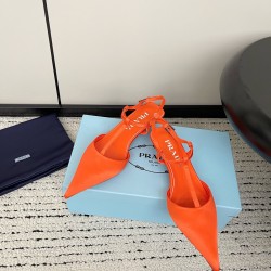Prada Pumps and ballerinas