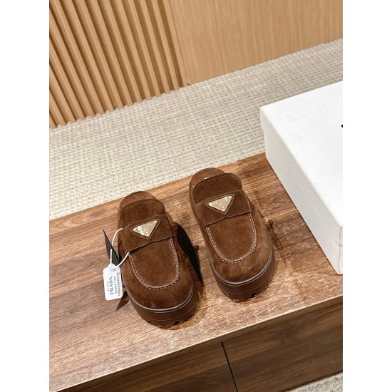 Prada Slippers and mules