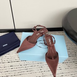 Prada Pumps and ballerinas