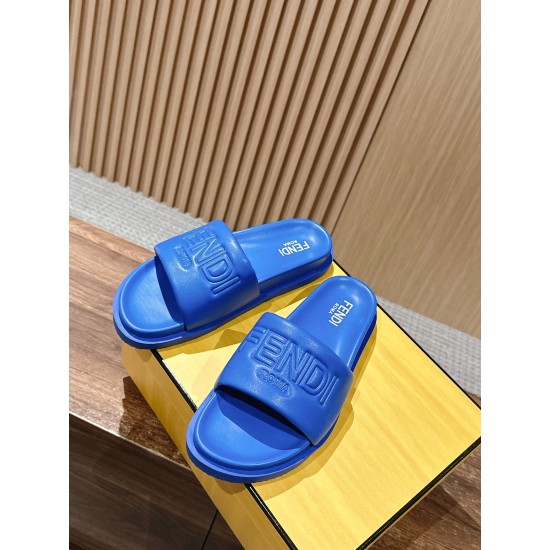 Fendi Slippers and sandals