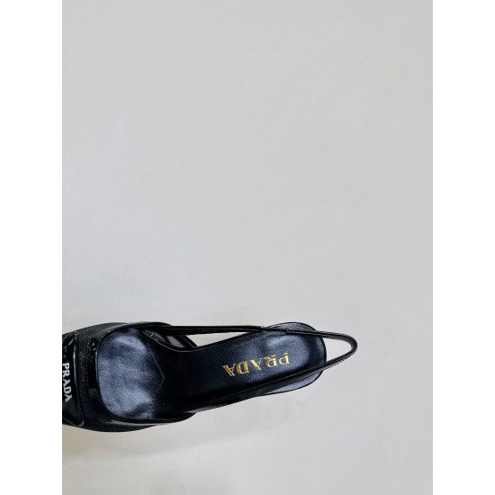 Prada Pumps and ballerinas