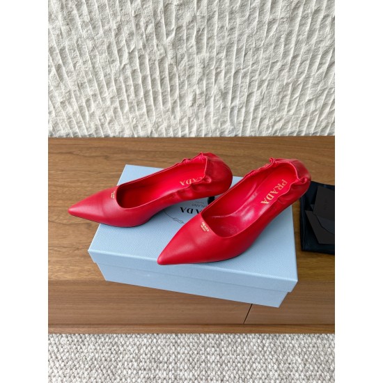 Prada Pumps and ballerinas