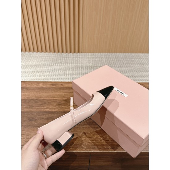 MiuMiu Sandals