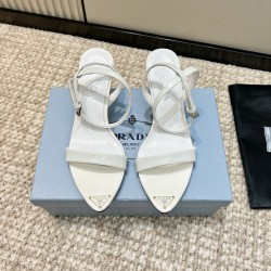 Prada Pumps and ballerinas
