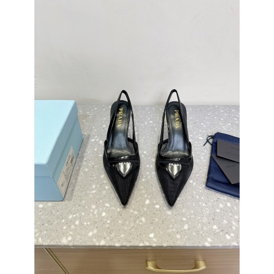 Prada Pumps and ballerinas