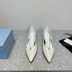 Prada Pumps and ballerinas