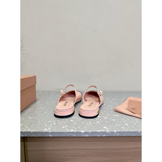 MiuMiu Slippers