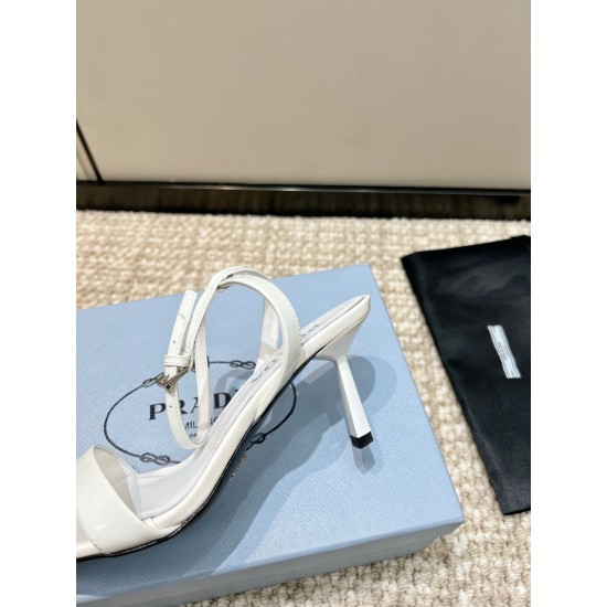 Prada Pumps and ballerinas