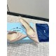 Prada Pumps and ballerinas