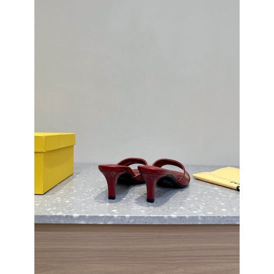 Fendi Slippers and sandals
