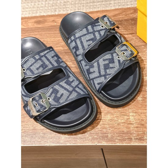 Fendi Slippers and sandals
