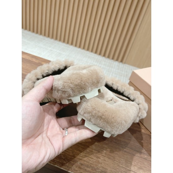 MiuMiu Slippers