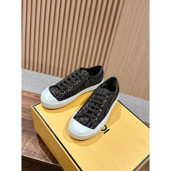 Fendi Sneakers