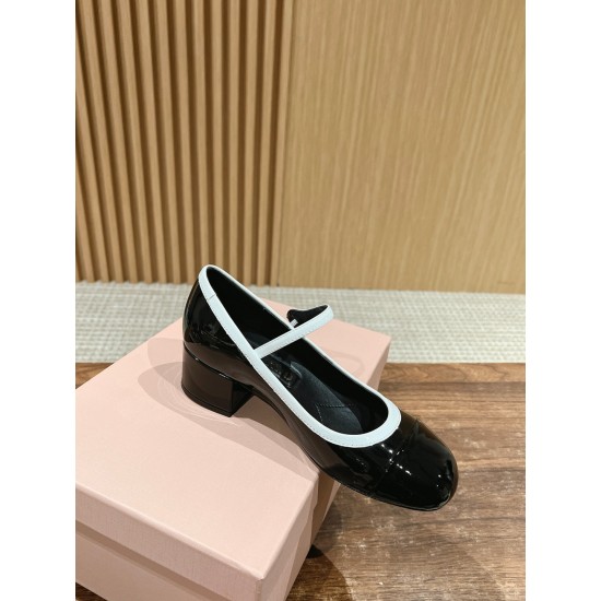MiuMiu Sandals
