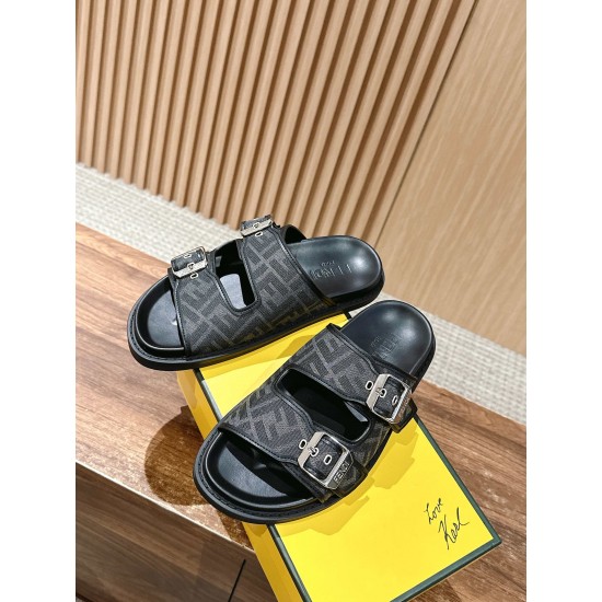 Fendi Slippers and sandals
