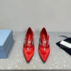 Prada Pumps and ballerinas