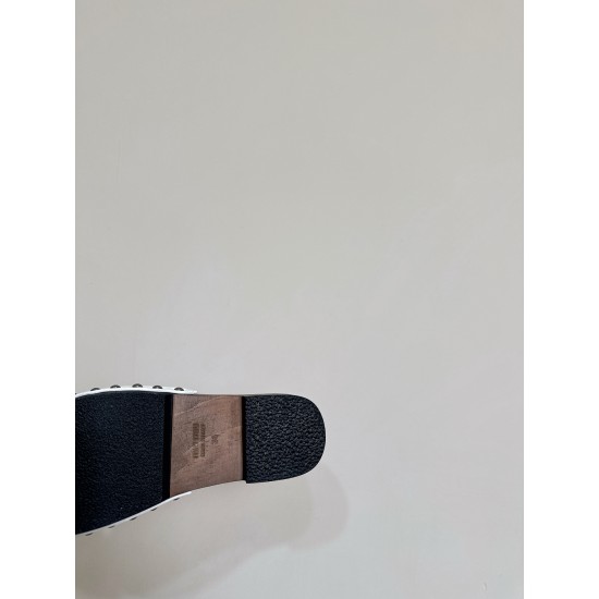 MiuMiu Slippers