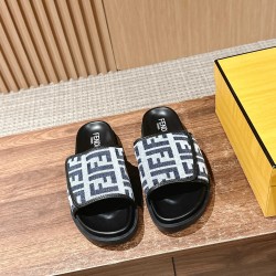 Fendi Slippers and sandals