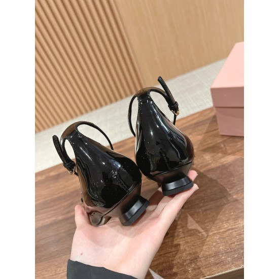 MiuMiu Sandals