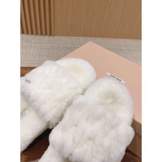 MiuMiu Slippers