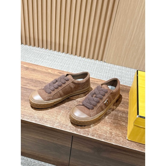 Fendi Sneakers