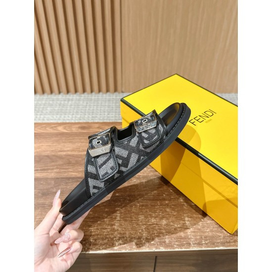 Fendi Slippers and sandals