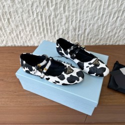Prada Pumps and ballerinas