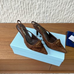 Prada Pumps and ballerinas
