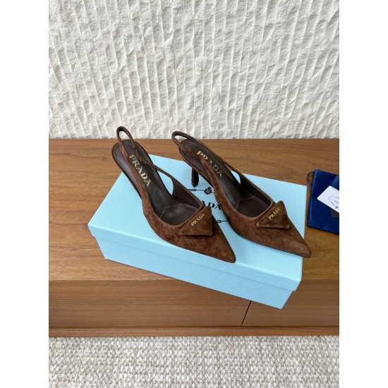 Prada Pumps and ballerinas