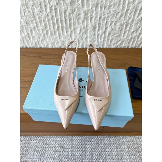 Prada Pumps and ballerinas