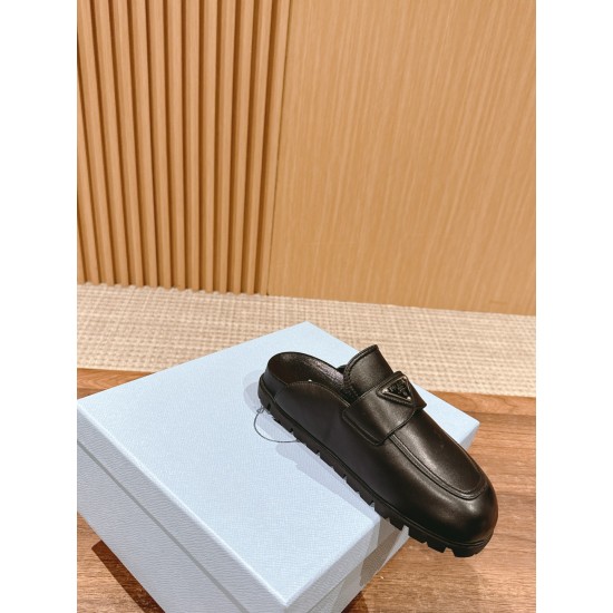 Prada Slippers and mules