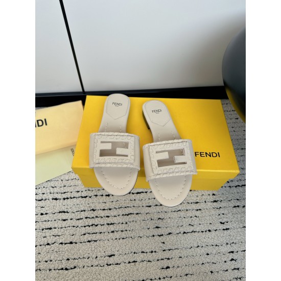 Fendi Slippers and sandals