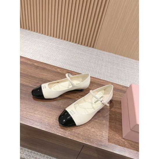 MiuMiu Sandals
