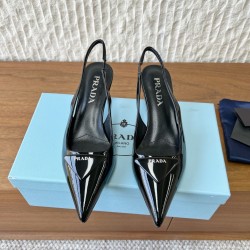 Prada Pumps and ballerinas