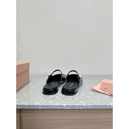 MiuMiu Slippers
