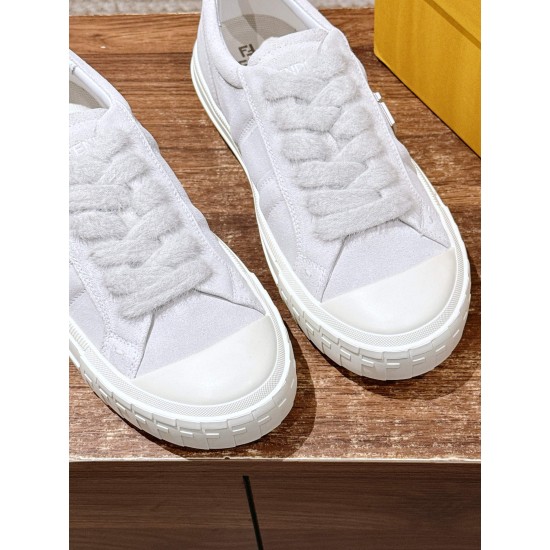 Fendi Sneakers