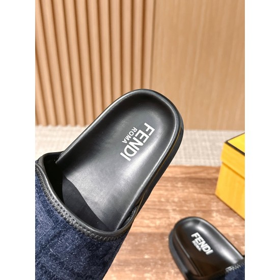 Fendi Slippers and sandals