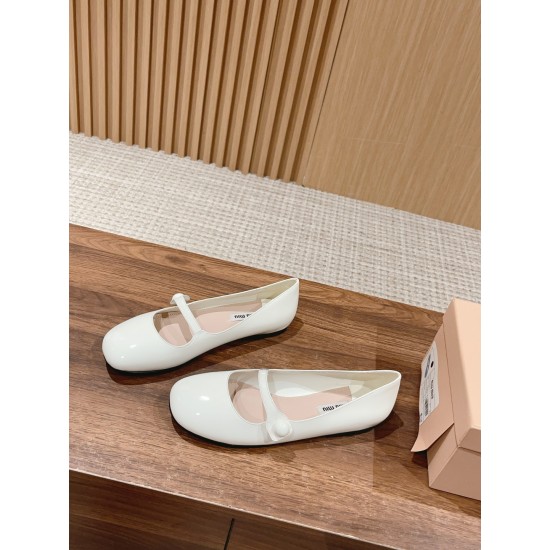 MiuMiu Sandals