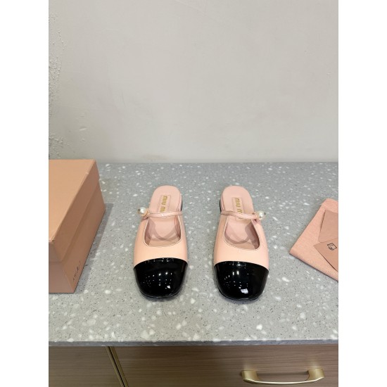 MiuMiu Slippers