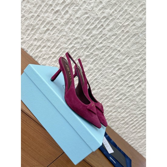 Prada Pumps and ballerinas