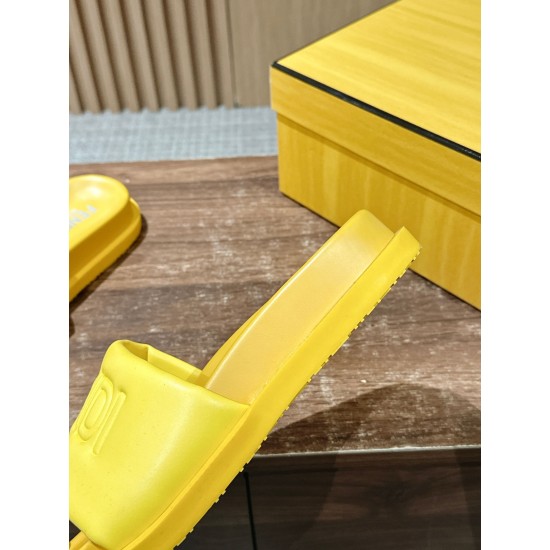 Fendi Slippers and sandals