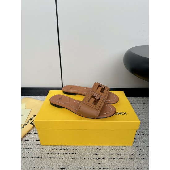 Fendi Slippers and sandals