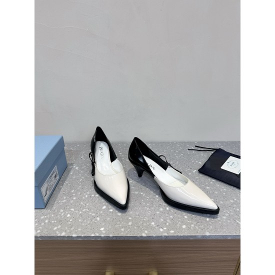 Prada Pumps and ballerinas