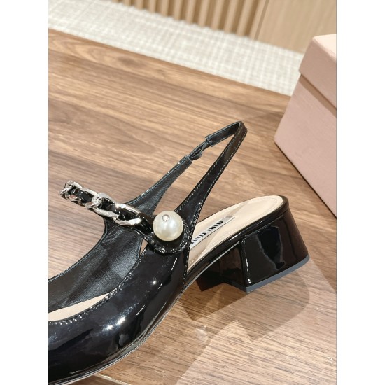 MiuMiu Sandals