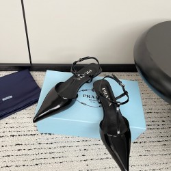 Prada Pumps and ballerinas