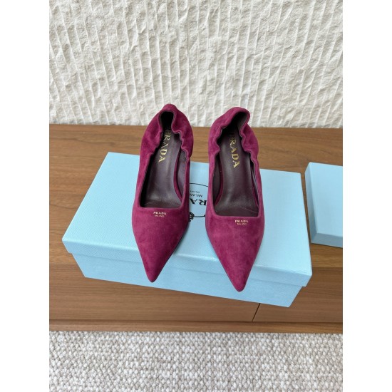 Prada Pumps and ballerinas