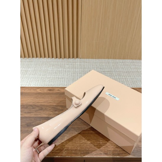 MiuMiu Sandals
