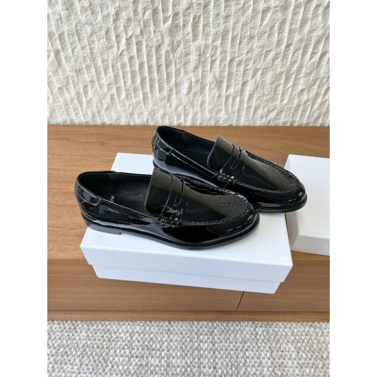 YSL Flats